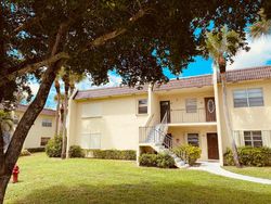 Lake Meryl Dr Apt 253, West Palm Beach - FL