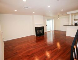 W 172nd St Apt 3, Lawndale - CA