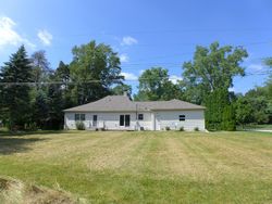 E Sherwood Rd, Williamston - MI