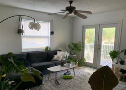 Bay Blvd Apt A, Indian Rocks Beach - FL