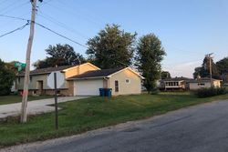 1st St, Sherrard - IL