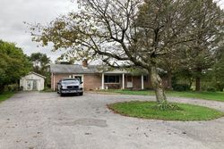 Broad Ln, Falling Waters - WV
