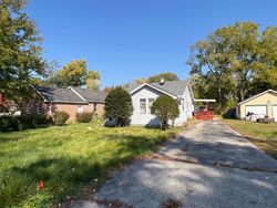W Lakeshore Dr, Mchenry - IL