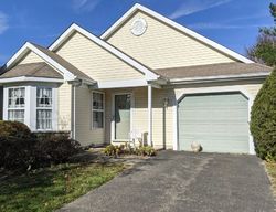 Schoolhouse Ln, Lakewood - NJ