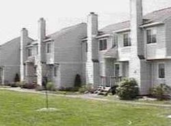 Mallane Ln Apt 14d, Naugatuck - CT