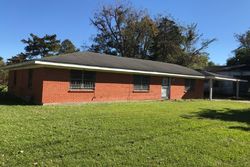 10th St, Ferriday - LA