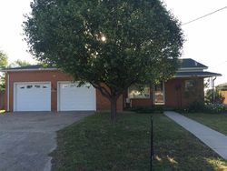Elm Dr, Mooreland - OK