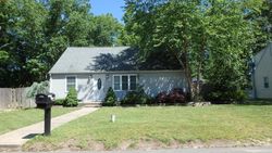 Shady Ln, Howell - NJ
