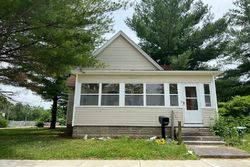 N 7th St, Mitchell - IN