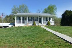 Mcneil Cir, Mooresburg - TN