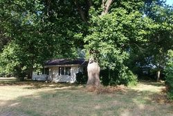 Lester St, Kennett - MO