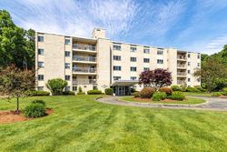 Park Terrace Dr Apt 302, Stoneham - MA