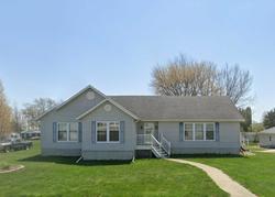 E Main St, Hawkeye - IA