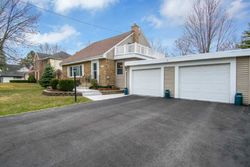 S 69th Ct, Palos Heights - IL