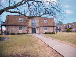 63rd St Apt 105b, Westmont - IL