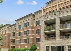 Lakeview Dr Apt 310, Bloomingdale - IL