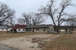 Cleveland St, Pawnee - OK
