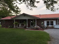 W Robinson St, Wayne City - IL