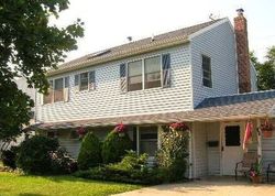 N Millpage Dr, Bethpage - NY