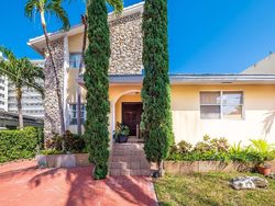 Carlyle Ave, Miami Beach - FL