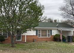 Pruitt St, Kennett - MO