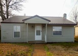 E 5th St, Kennett - MO