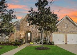 Twin Rivers Ln, Sugar Land - TX