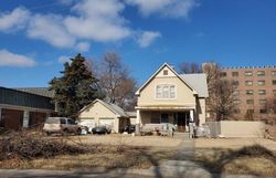 W 8th St, Newton - KS