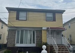 227th St, Springfield Gardens - NY