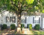 Laurel St, Hollister - MO