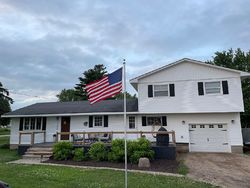 Hickory St, Eldena - IL