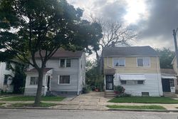 N 25th St, Milwaukee - WI