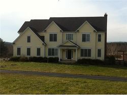 Rocky Ln, Lovettsville - VA