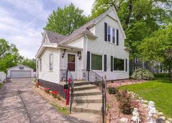 E Grove St, Bloomington - IL
