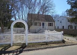 Holly St, Norwalk - CT