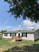 Richardson Ln, Keeling - VA
