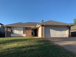 Timber Creek Dr, Weatherford - OK