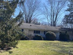 Burnley Dr, Bloomfield Hills - MI