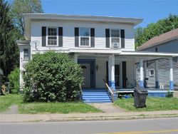 N Park St, Clyde - NY