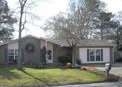 Dianne Dr, Diberville - MS