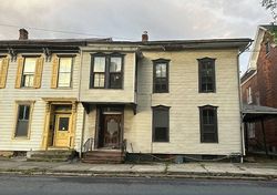 N Front St, Milton - PA