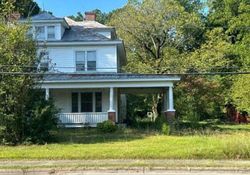 N Linden St, Woodland - NC
