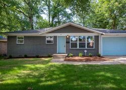 S Wakefield Dr, Little Rock - AR