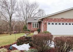 Hunter Ct, Lake Saint Louis - MO