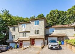 N Colony Rd Apt 17, Meriden - CT