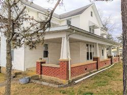 E 4th St, Willow Springs - MO