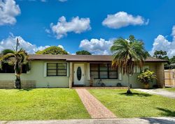 Nw 9th Ave, Homestead - FL