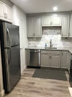 Chapel Hill Dr Apt 8, Plymouth - MA