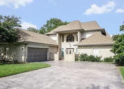 Walden Forest Dr, Humble - TX