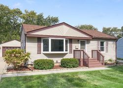 Parkside Dr, Tinley Park - IL